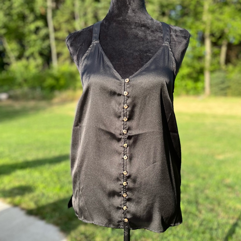 NWT. Anthropologie Silky black camisole. Women’s size 8.